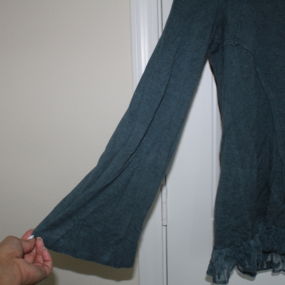 Knox Rose long sleeve green top Size S - Picture 3 of 5